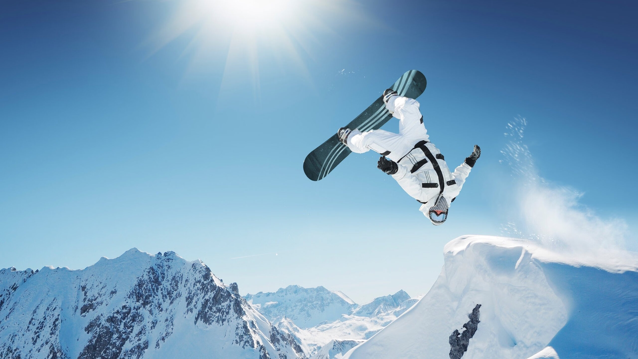 绿茵场外的国家德比，加拿大如何在国际赛场击败伊拉克