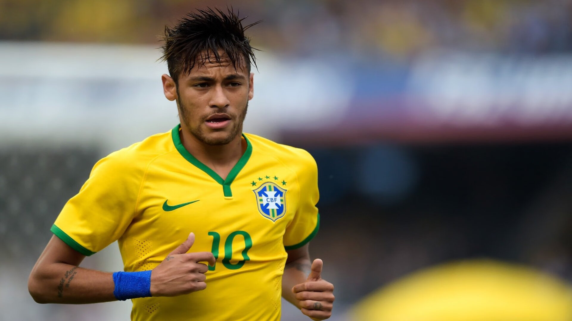 戈麦斯一锤定音，乌克兰险胜荷兰的背后，实力与信念的证明