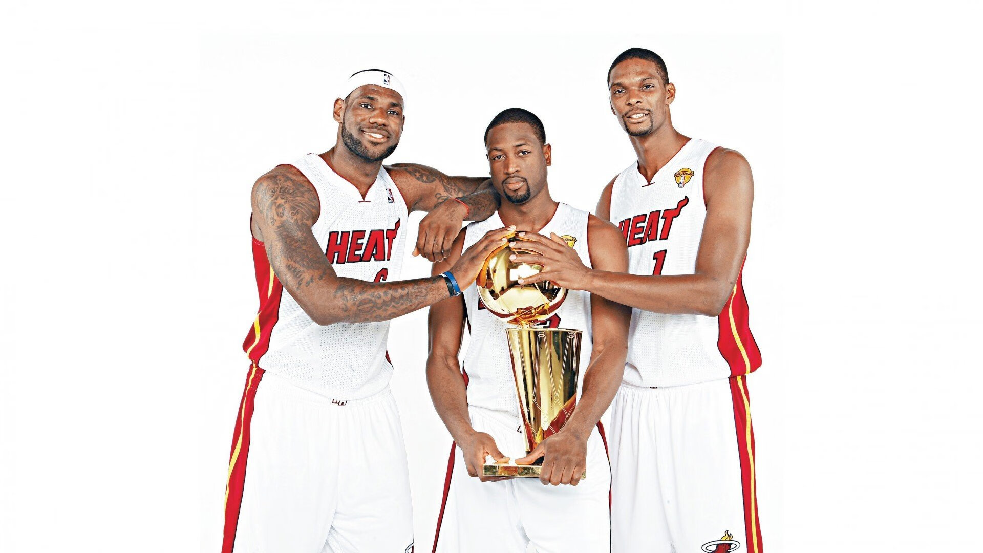 欧文世界排名争夺战接管比赛，辽宁队强势晋级点燃热火